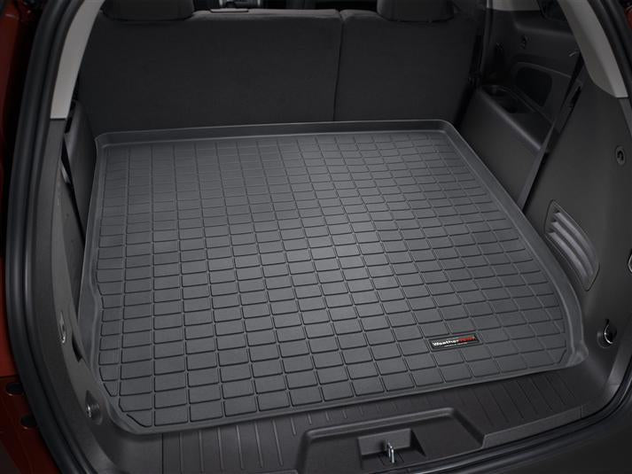 09-13 GM Transverse Rear Cargo Liner Black